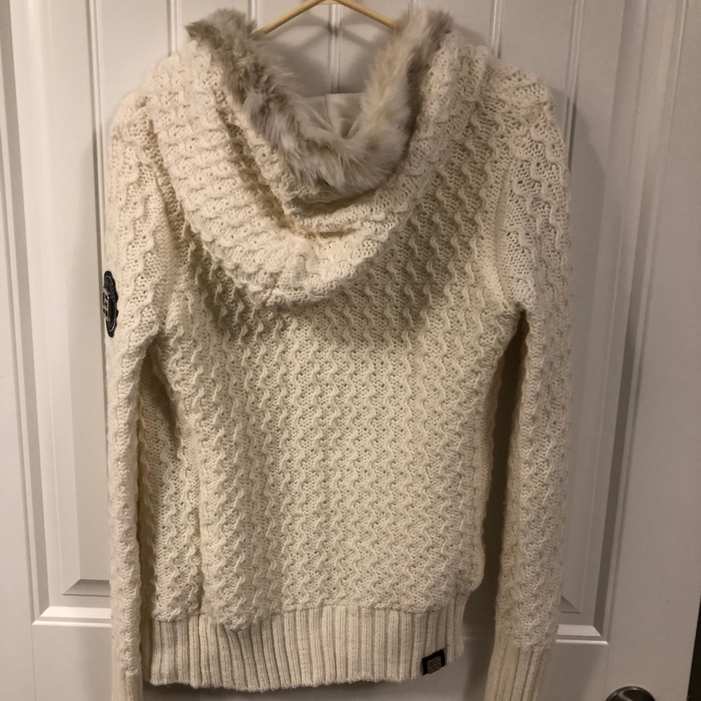 Sweater - Picture 3 of 6